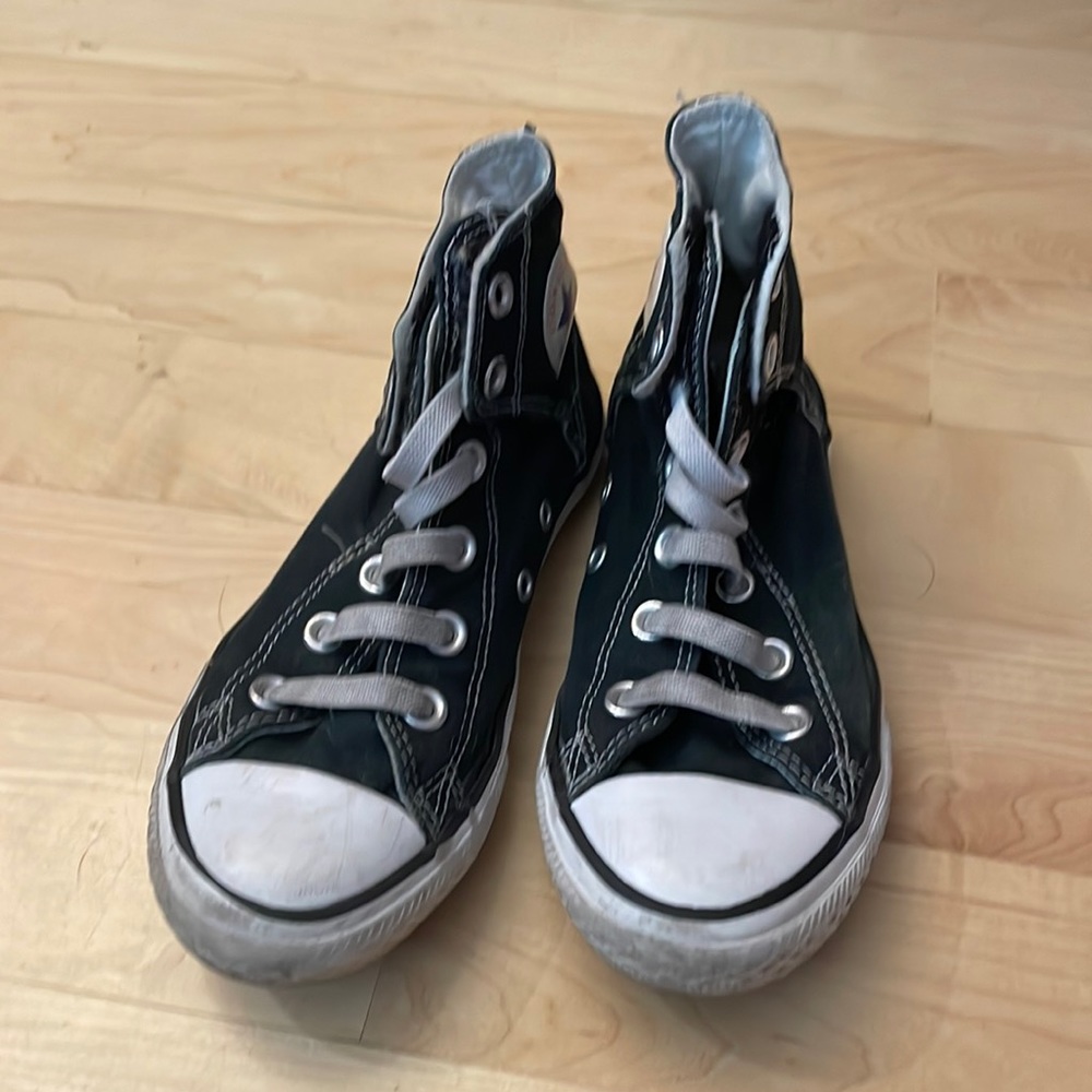 Hi-Top Velcro Closure Converse